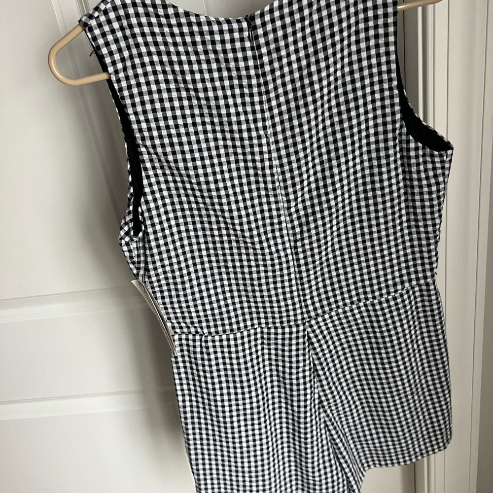 Romper - Picture 2 of 3